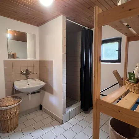 Roda S Vnitřní Saunou Сasa de vacaciones Rabyne