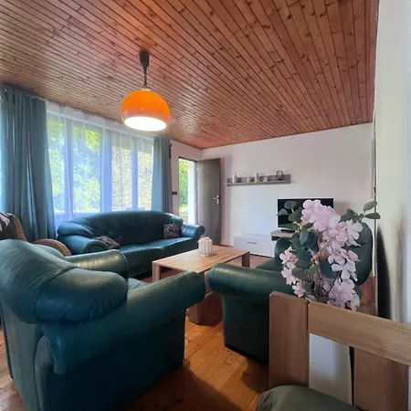 Roda S Vnitřní Saunou Сasa de vacaciones Rabyne