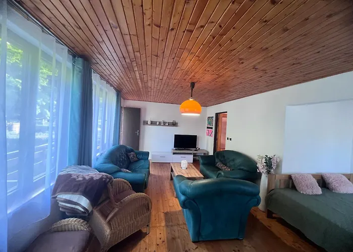 Roda S Vnitrni Saunou Ferienhaus Rabyne