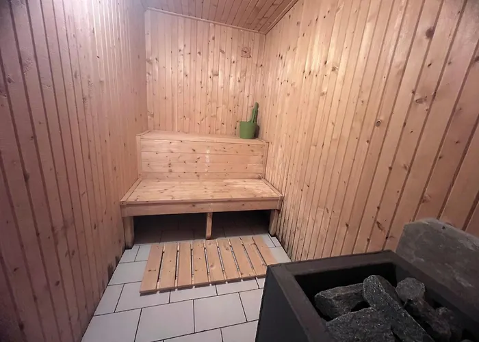 Roda S Vnitrni Saunou Ferienhaus Rabyne